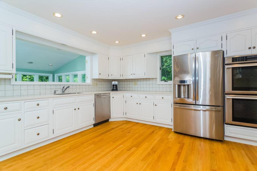 Serenity Manor In Scenic Weston Near Westport, Ct Экстерьер фото
